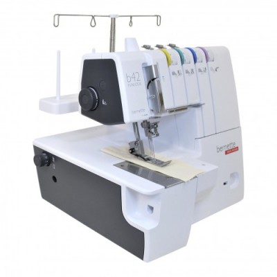 Bernina Bernette B42 Coverlock